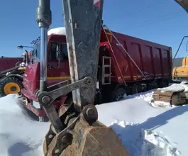HYUNDAI R225LVS 2023 года б/у фото 4