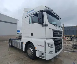 Седельный тягач Седельный тягач SITRAK c7h 2023 года б/у