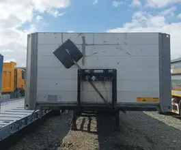 Грузовой полуприцеп общего назначения GRUNWALD 9453 2024 года б/у фото 3