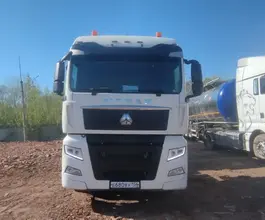 Седельный тягач Седельный тягач SITRAK c7h 2023 года б/у фото 2
