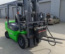 Электропогрузчик вилочный LONKING LG25B 2024 года б/у
