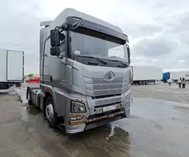 Седельный тягач Седельный тягач FAW JH6 2023 года б/у