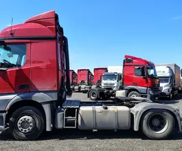 Седельный тягач Седельный тягач Mercedes-Benz Actros 2021 года б/у фото 5