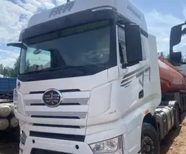 Седельный тягач Седельный тягач FAW J7 2023 года б/у
