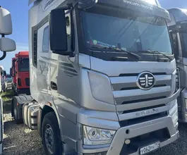 Седельный тягач Седельный тягач FAW J7 2023 года б/у фото 2