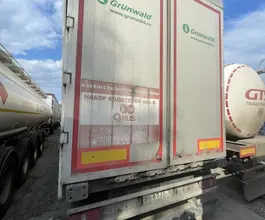 Грузовой полуприцеп общего назначения GRUNWALD 9453 2021 года б/у