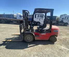 Вилочный погрузчик OXLIFT CPCD30T3-490 2023 года б/у