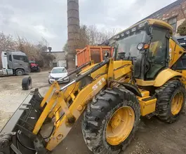 Экскаватор-погрузчик STI 4CX 2022 года б/у фото 3