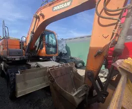 Экскаватор DOOSAN DX140W 2023 года б/у