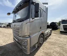 Седельный тягач Седельный тягач FAW JH6 2023 года б/у фото 3