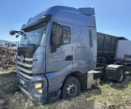Седельный тягач Седельный тягач Hongyan 908 2023 года б/у