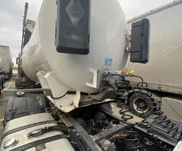 Полуприцеп-битумовоз ППЦ   Bonum 914210 2019 года б/у фото 3