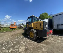 Фронтальный погрузчик BUILDER ZL32 2023 года б/у фото 5