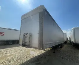 Тентованный полуприцеп Schmitz SCB S3T 2018 года б/у фото 4