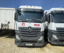 Седельный тягач Седельный тягач Mercedes-Benz Actros 2020 года б/у фото 2