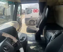 Седельный тягач Седельный тягач Mercedes-Benz Actros 2020 года б/у фото 4