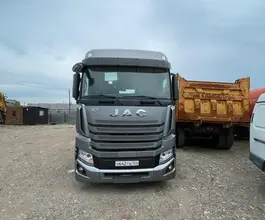 Седельный тягач Седельный тягач JAC K7 2023 года б/у фото 2
