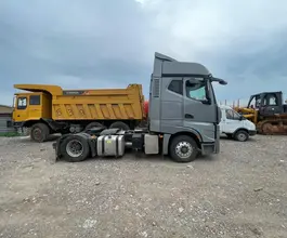 Седельный тягач Седельный тягач JAC K7 2023 года б/у фото 4