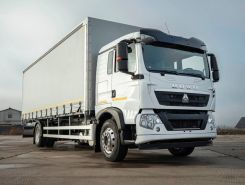 Тентованный грузовик Тентованный грузовик  Howo 2026 года новый