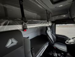 Тягач Седельный тягач SITRAK C7H 2026 года новый фото 5