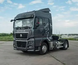 Тягач Седельный тягач SITRAK C7H 2026 года новый
