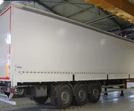 Шторный полуприцеп Kassbohrer XS 2020 года новый