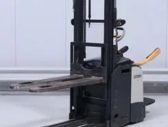 Штабелер Crown ES4000  б/у