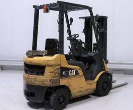Вилочный погрузчик Caterpillar GP15NT  б/у