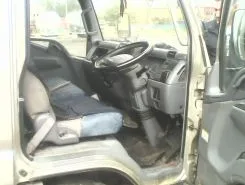 Тентованный грузовик Тентованный грузовик  Mitsubishi 2003 года б/у фото 3