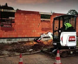 Экскаватор Bobcat E20  б/у фото 2