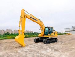Экскаватор Komatsu PC200LC 2025 года новый