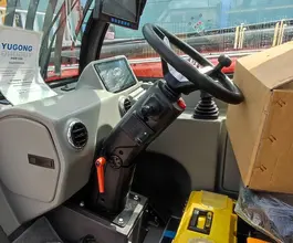 Телескопический погрузчик YUGONG TR3510 2025 года новый фото 4