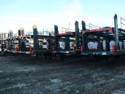 Полуприцеп-автовоз LUXUDA LZC9405BG 2024 года новый фото 2