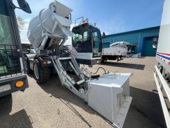 Бетоносмеситель Бетоносмеситель  Yugong SDM5500 2026 года новый фото 5