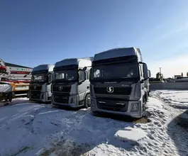 Тягач Седельный тягач Shacman SX42584V324 2024 года новый фото 2