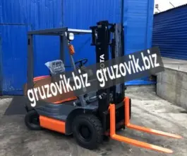 Вилочный погрузчик Toyota 6FGFL15 2001 года б/у