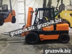 Вилочный погрузчик Toyota 5FG38 2002 года б/у