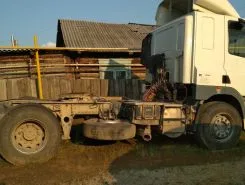 Тягач Седельный тягач DAF CF 85 2008 года б/у фото 2