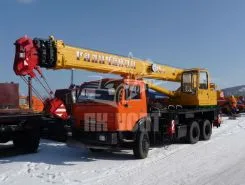 Автокран   Hyundai R220  б/у