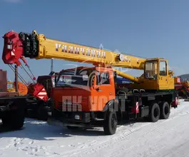 Автокран   Hyundai R220  б/у