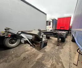 Полуприцеп-контейнеровоз ИНТЕРПРИЦЕП 853375 2023 года б/у фото 4