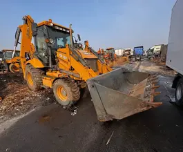 Экскаватор-погрузчик МКСМ FLB-3CX 2023 года б/у