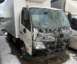 Изотермический фургон HINO 300 2021 года б/у