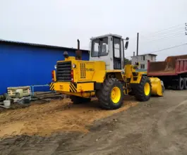 Фронтальный погрузчик амкадор ТО18Б3 2005 года б/у