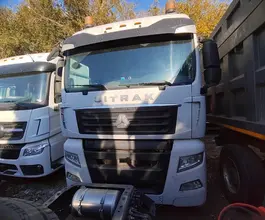 Седельный тягач Седельный тягач SITRAK c7h 2023 года б/у фото 2