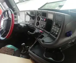 Тягач Седельный тягач Scania R-series 2002 года б/у фото 4