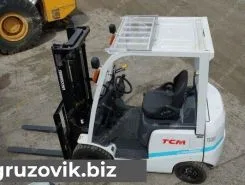 Вилочный погрузчик TCM FD25T3Z 2015 года б/у фото 3