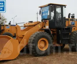 Фронтальный погрузчик SEM 655D 2018 года б/у