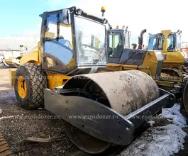 Дорожный каток JCB Vibromax VM115D 2006 года б/у