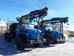 Лесовоз с КМУ Лесовоз  Урал 5557 с КМУ  2018 года новый